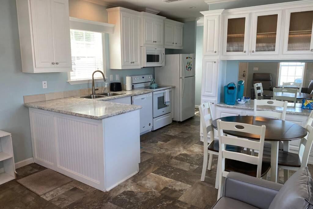Cozy Tiny Home Near Disney World & Orlando Parks! Kissimmee Exterior foto